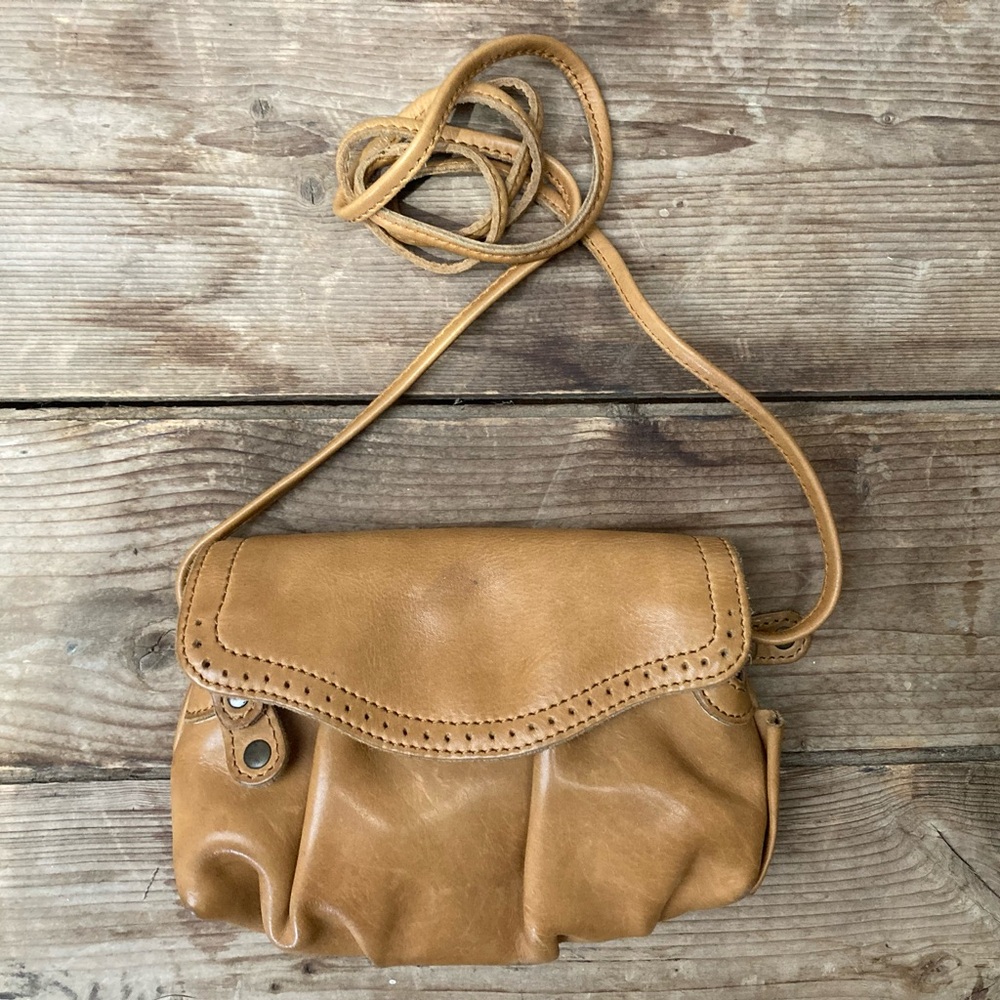 Peanut Old Yellow | Aunts & Uncles Purse